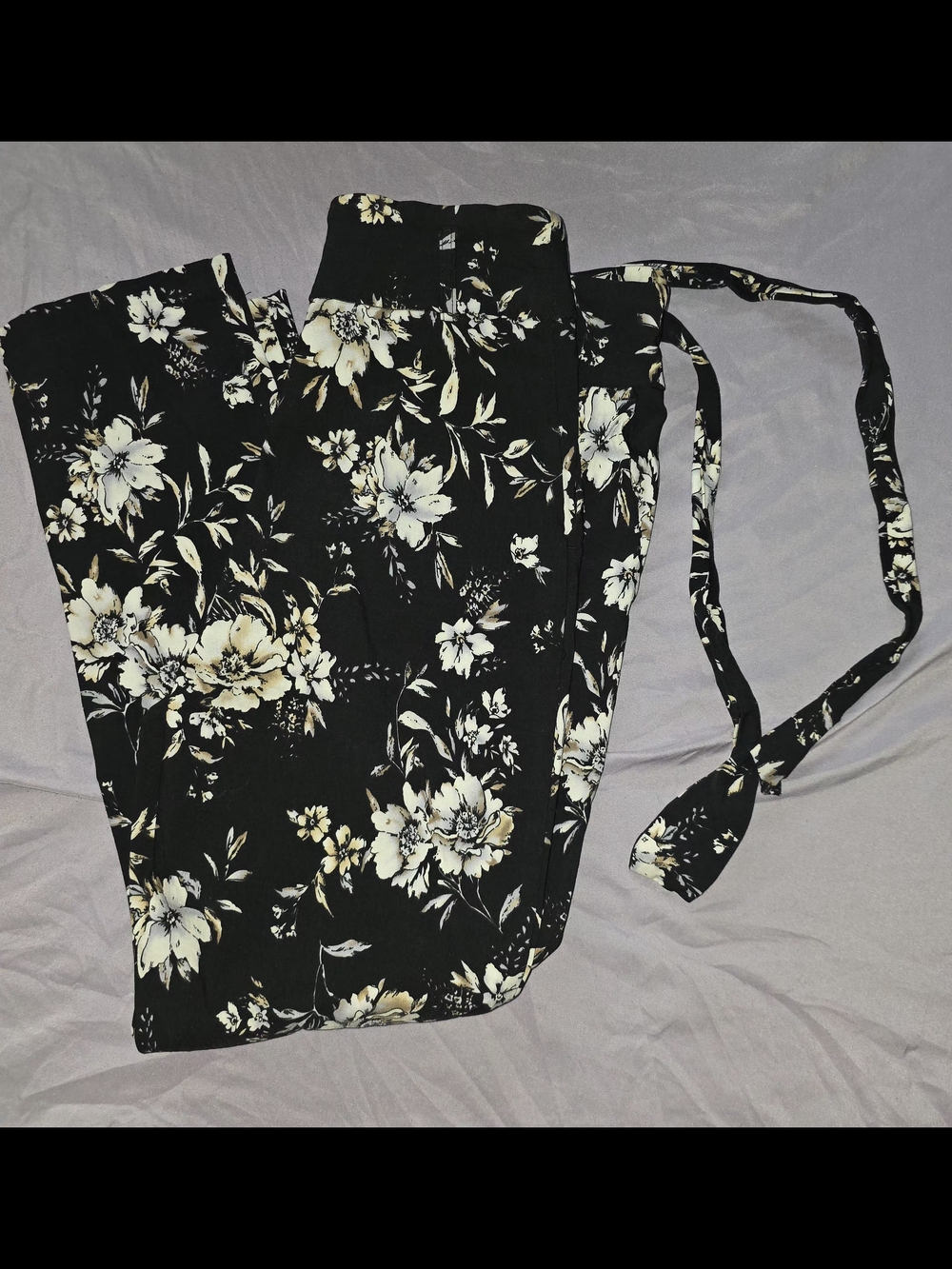 Jules & Leopold Black Floral Waist-Tie Pants